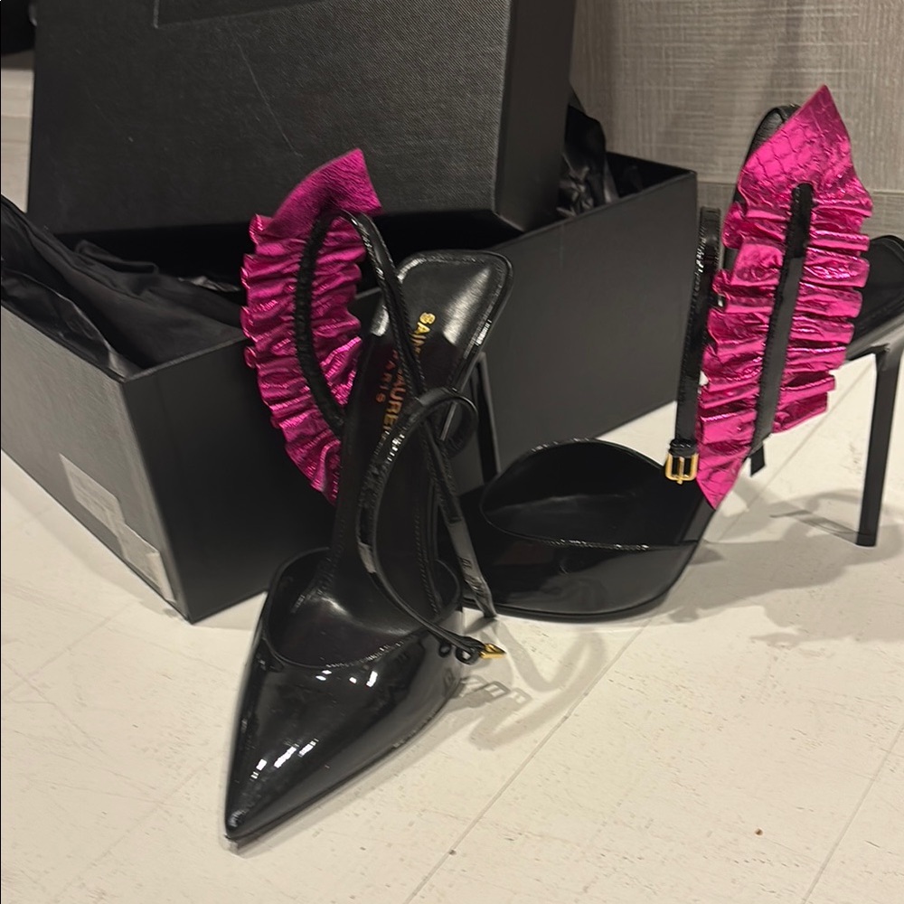 Elegant Black and Pink Women's Heels